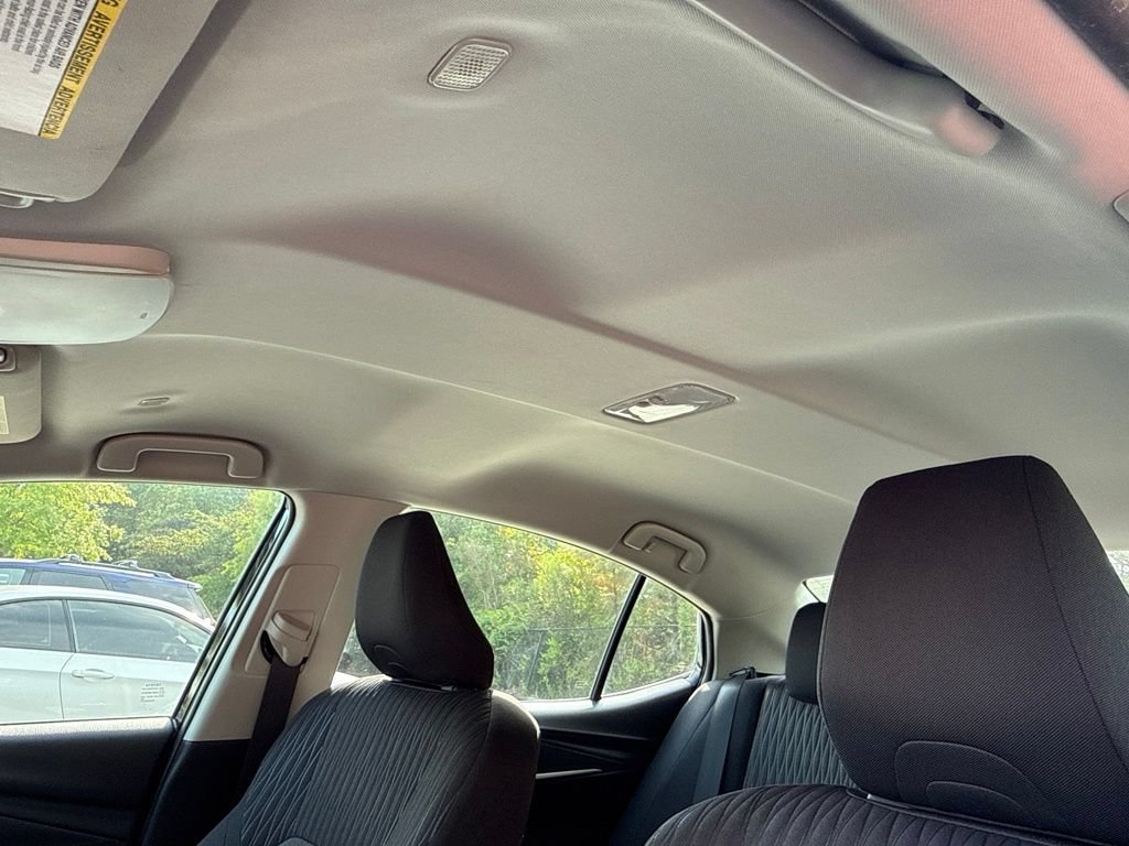 Used 2025 Toyota Camry LE FWD image 30
