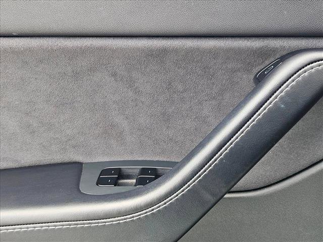 Used 2021 Tesla Model Y 2WD image 6