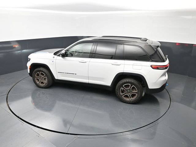 Used 2023 Jeep Grand Cherokee Trailhawk w/ Luxury Tech Group III AWD/4WD image 16