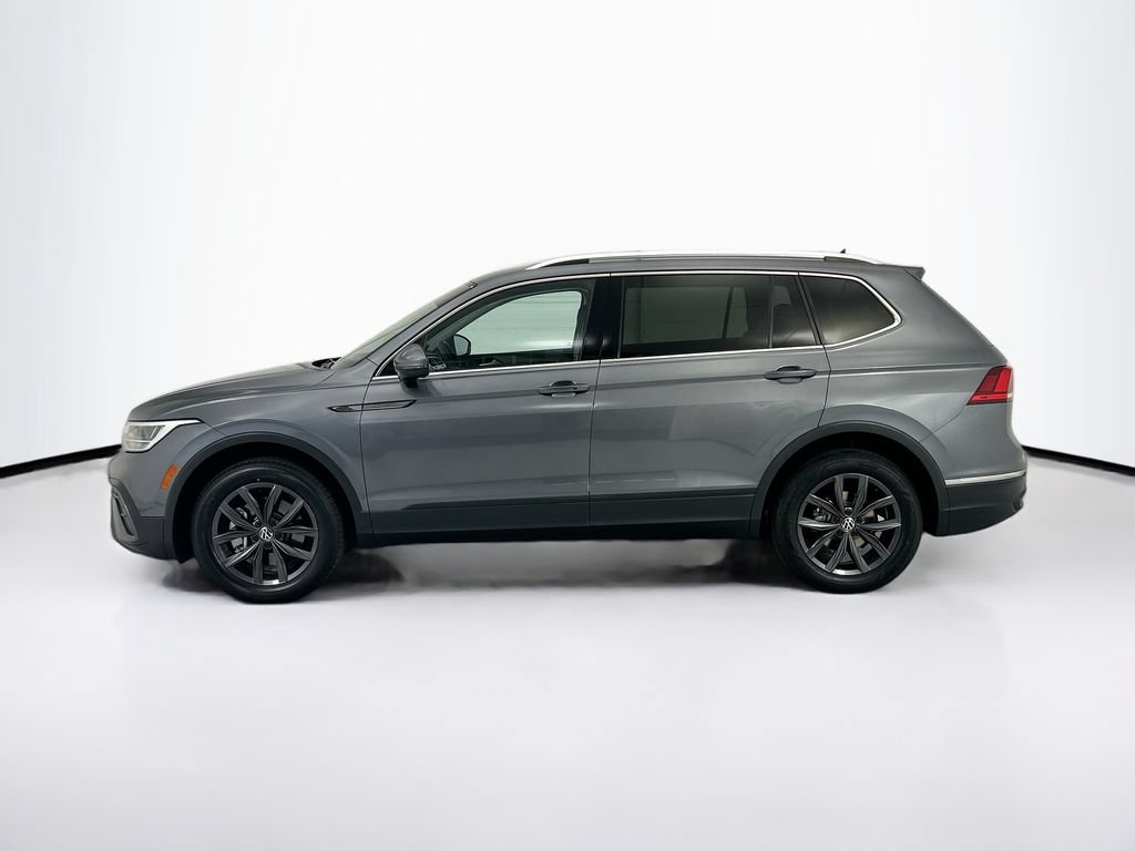 Used 2023 Volkswagen Tiguan SE FWD image 8