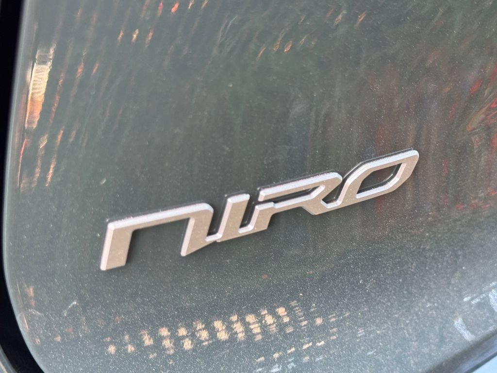 Used 2023 Kia Niro Wind FWD image 13