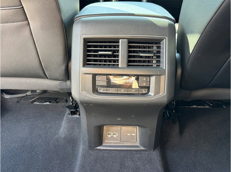 Used 2019 Volkswagen Atlas SEL Premium AWD/4WD image 42