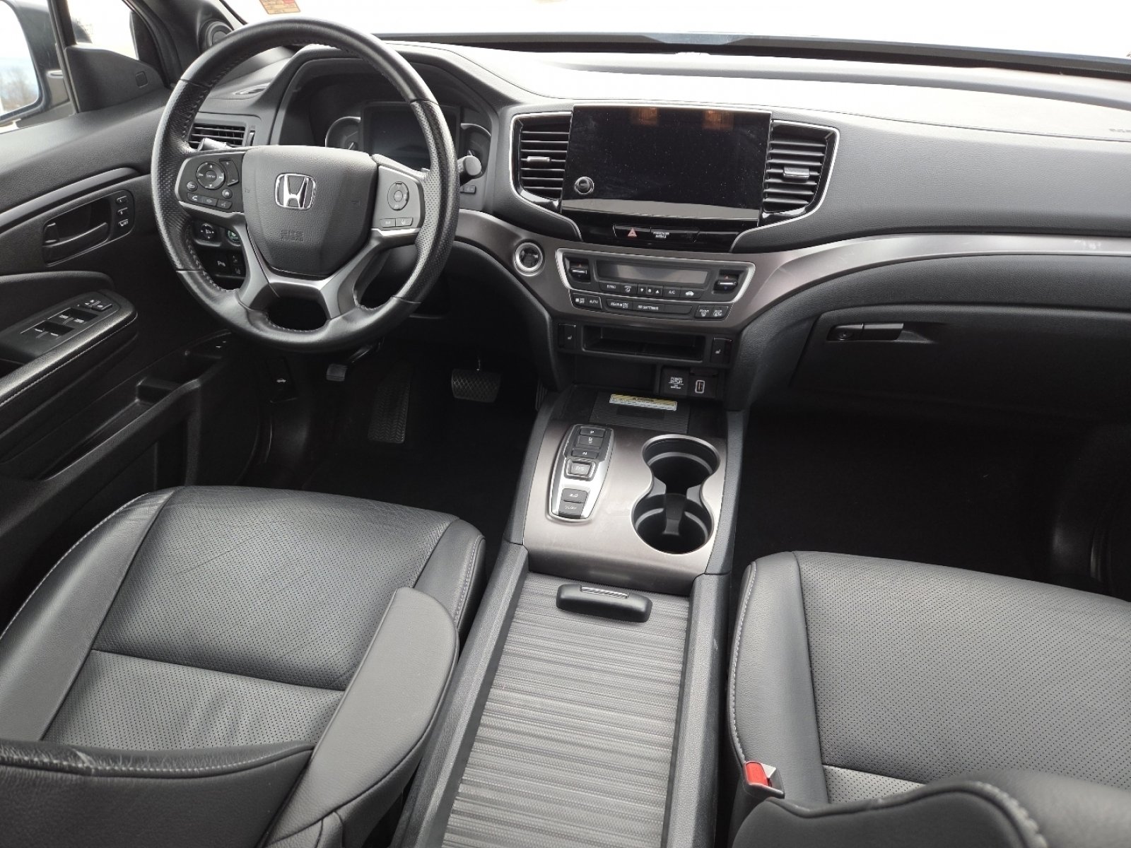 Used 2023 Honda Passport EX-L image 25