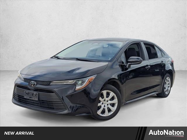 Used 2024 Toyota Corolla LE image 1