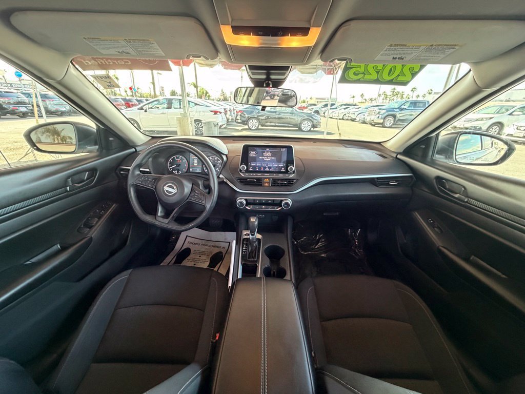 Certified 2025 Nissan Altima 2.5 S FWD image 13