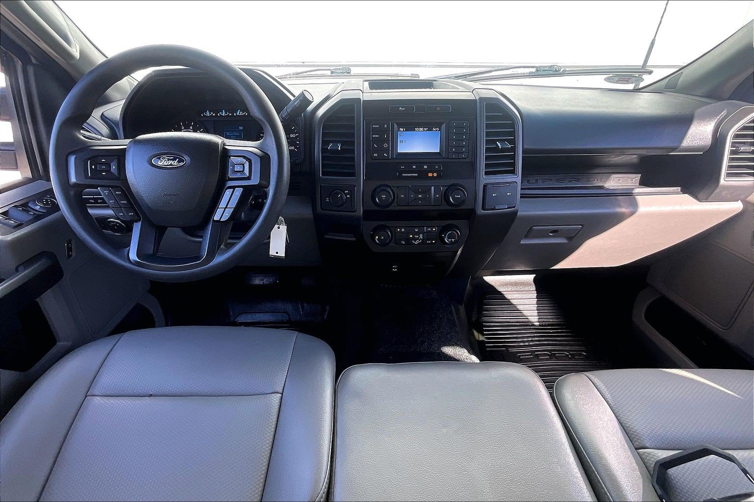 Used 2022 Ford F350 XL w/ Power Equipment Group RWD image 19