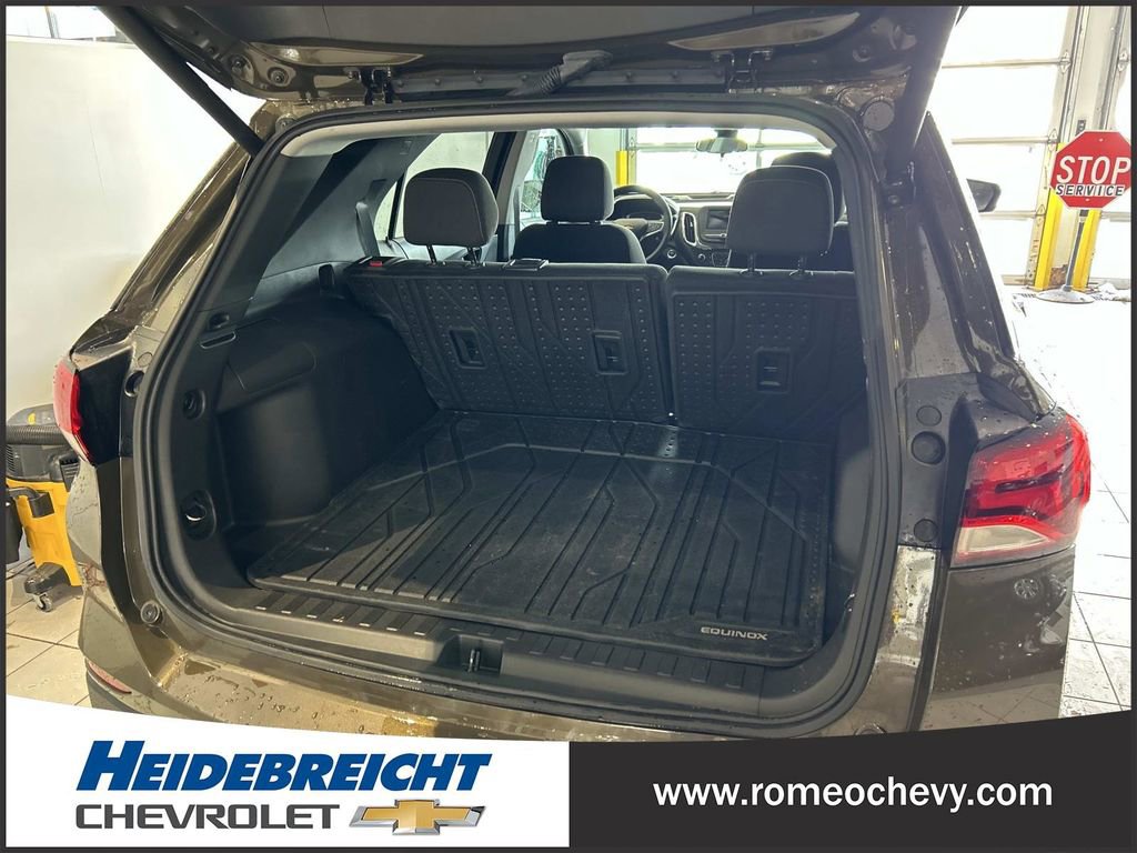 Used 2024 Chevrolet Equinox LT w/ LPO, Floor Liner Package image 10