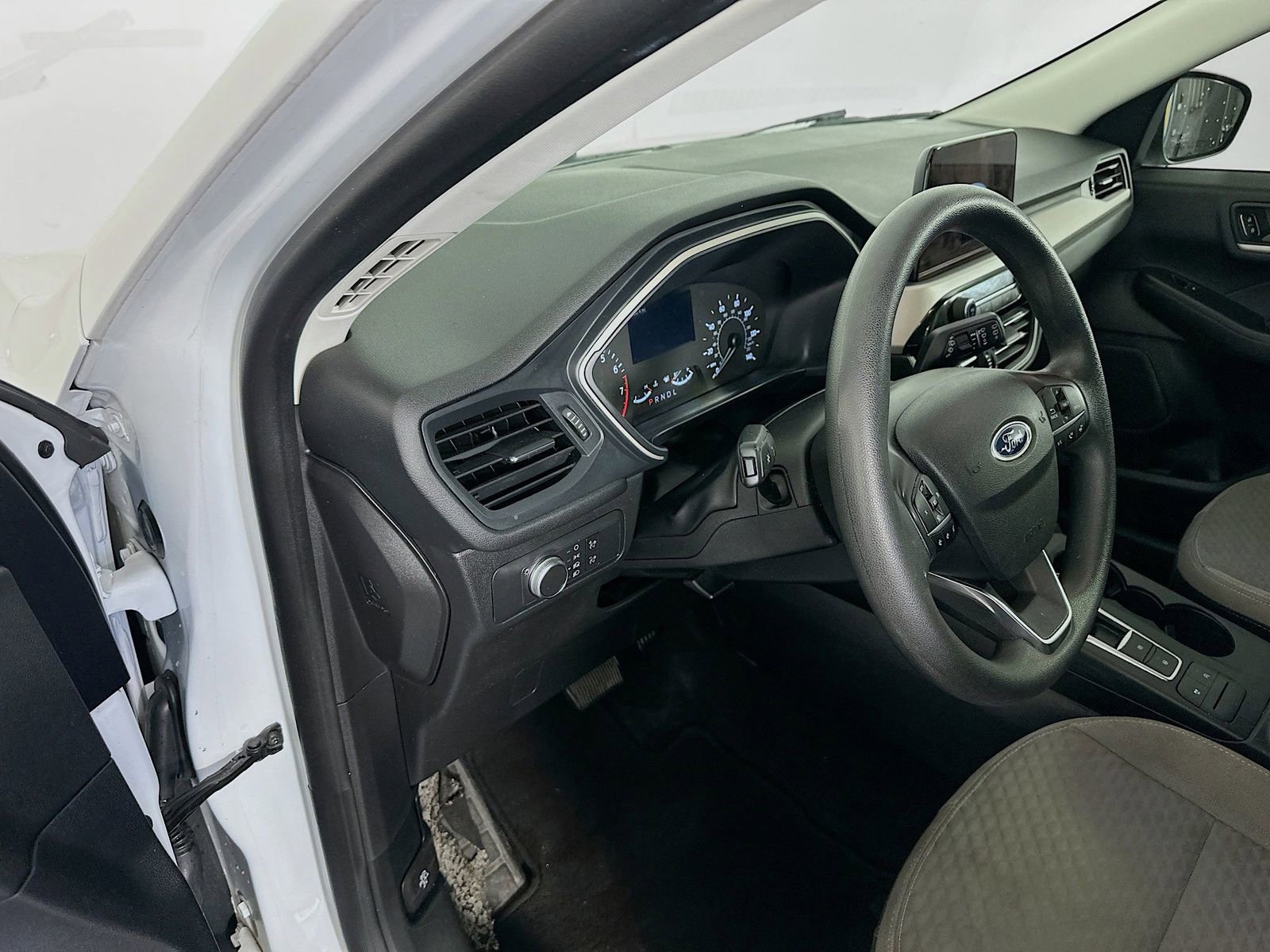 Used 2022 Ford Escape SE FWD image 9