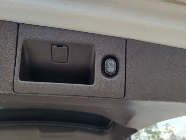 Used 2018 GMC Yukon Denali w/ Denali Ultimate Package image 9