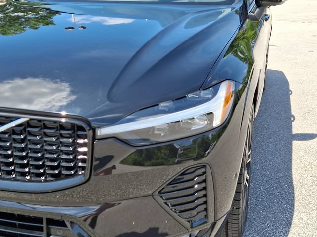 Used 2024 Volvo XC60 B5 Ultimate w/ Protection Package Premier AWD/4WD image 11
