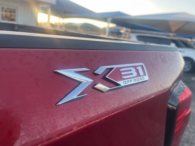 Used 2024 GMC Sierra 1500 SLT AWD/4WD image 10