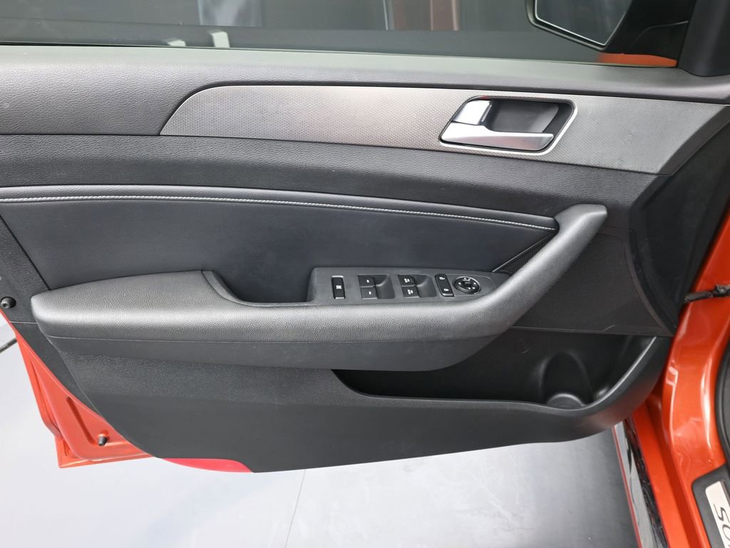 Used 2015 Hyundai Sonata Sport 2.0T image 22