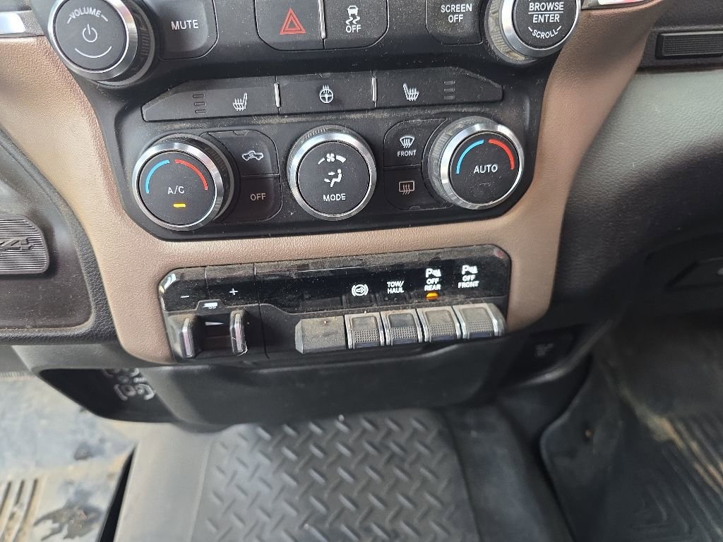 Used 2022 RAM 2500 Laramie AWD/4WD image 16