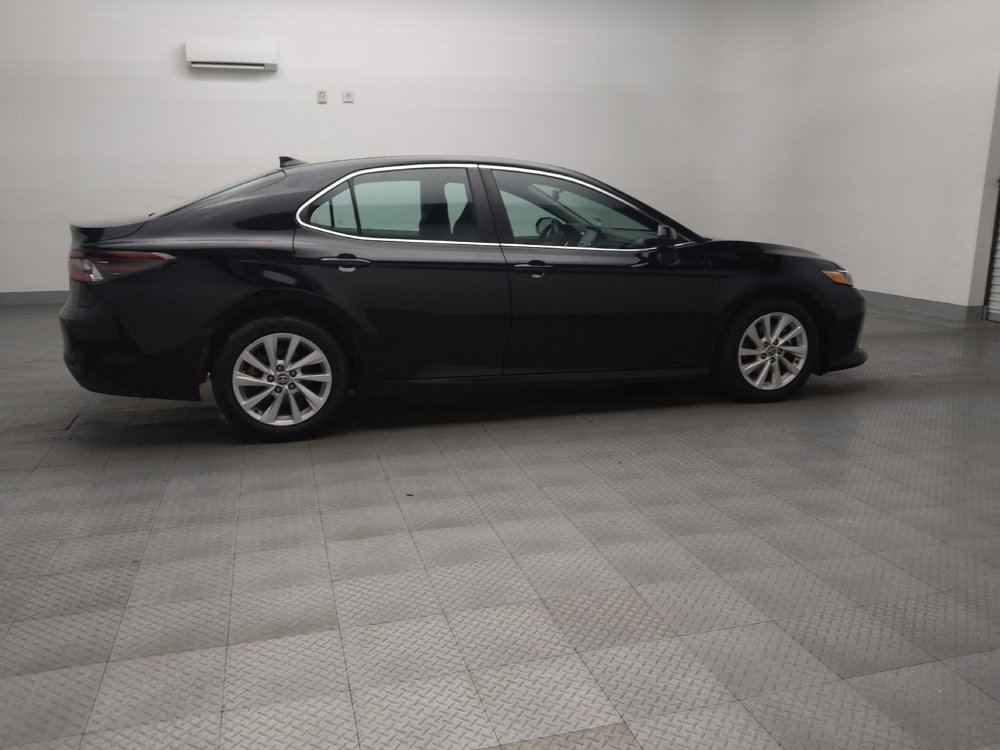 Used 2022 Toyota Camry LE FWD image 10