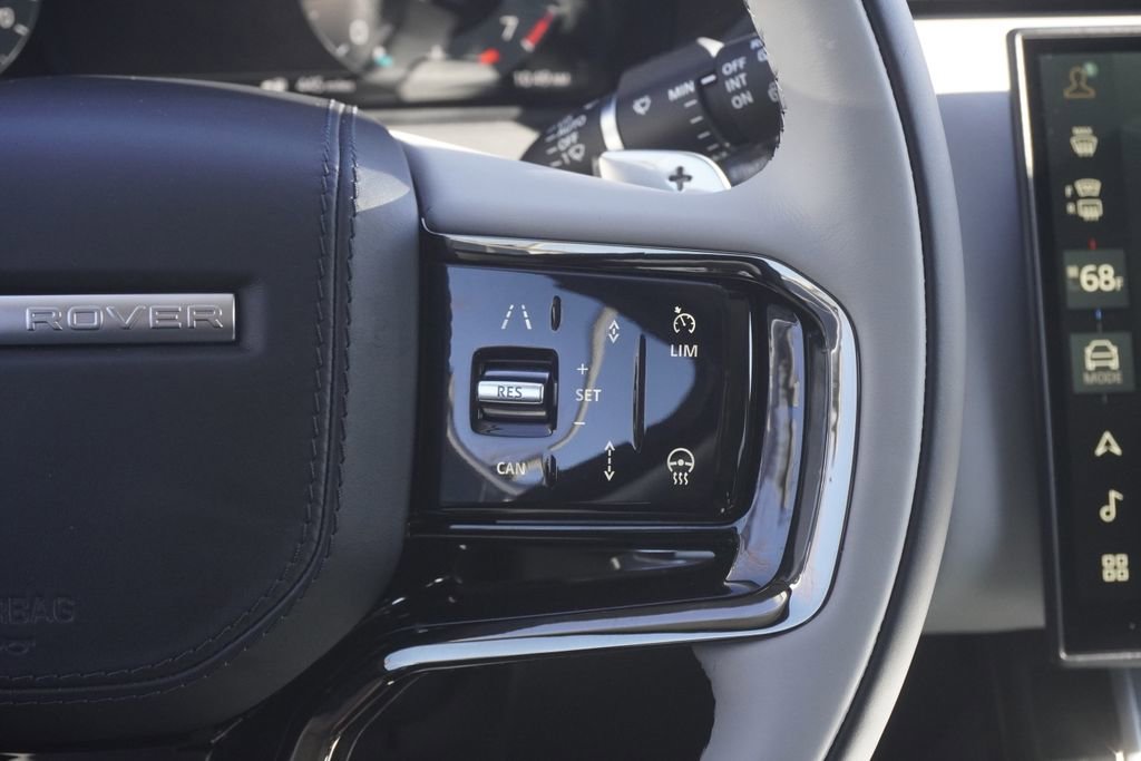 Used 2025 Land Rover Range Rover Velar S image 13