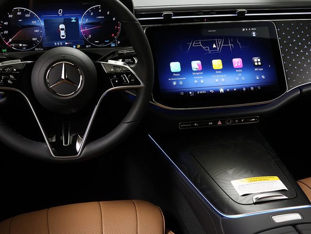 New 2026 Mercedes-Benz E 350 4MATIC Sedan image 15