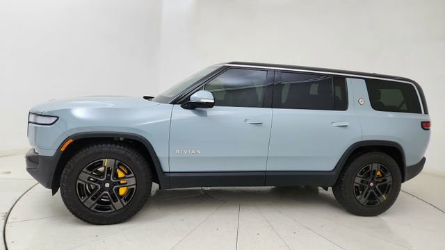 Used 2024 Rivian R1S Adventure image 3