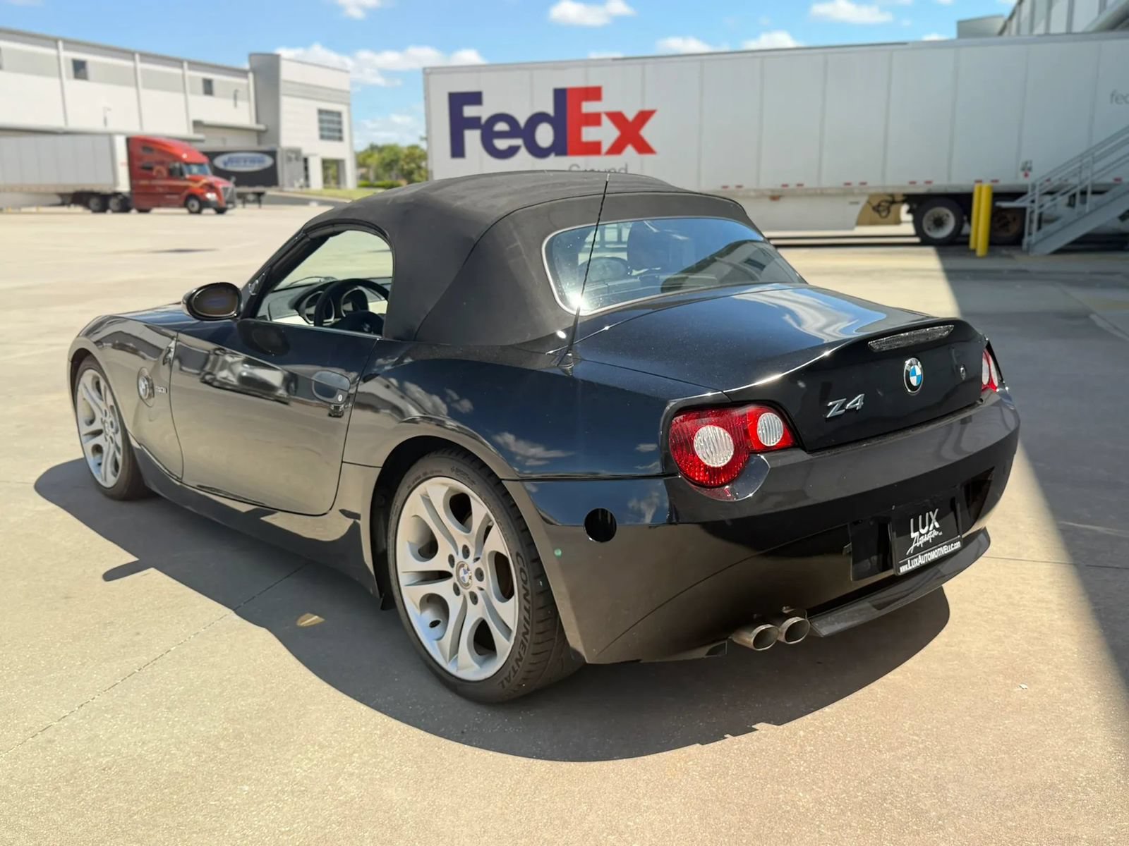 Used 2005 BMW Z4 3.0i RWD image 11