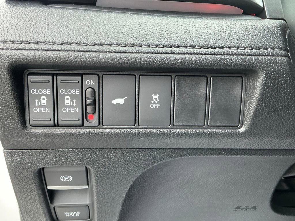 Certified 2025 Honda Odyssey Sport-L image 25