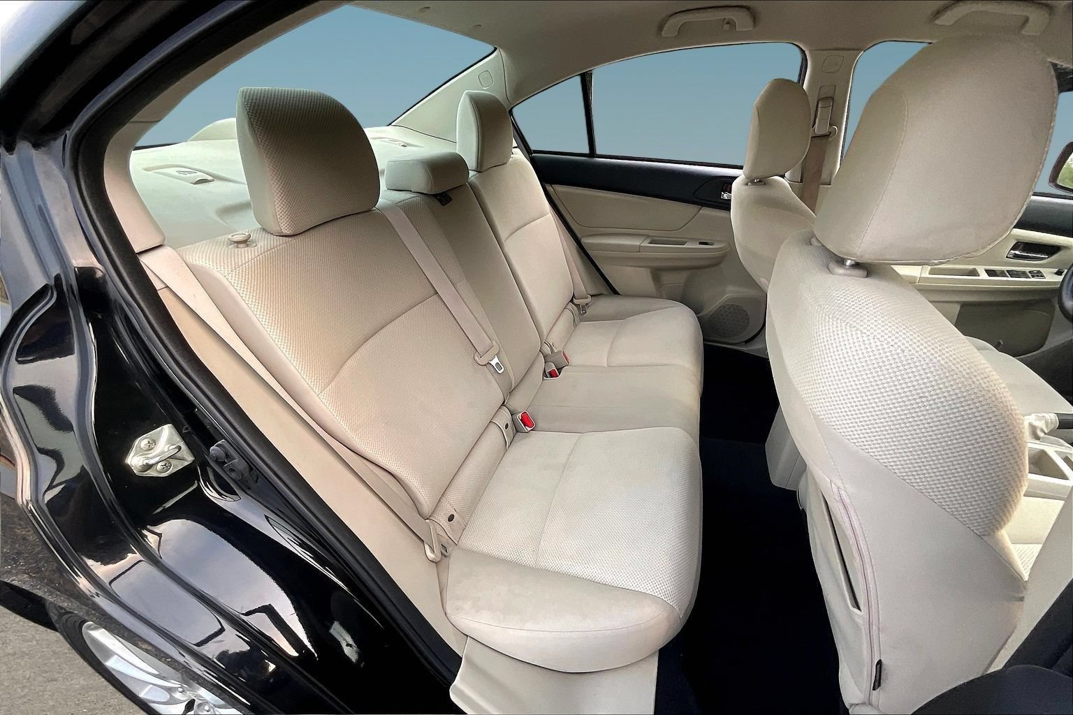 Used 2014 Subaru Impreza 2.0i Premium w/ All-Weather Package w/CVT AWD/4WD image 24
