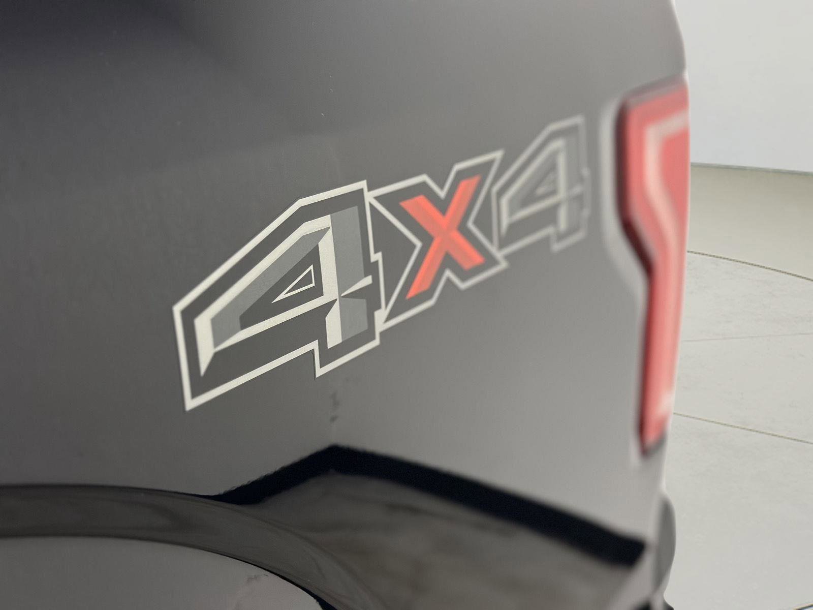 Used 2017 Ford F150 XLT w/ Equipment Group 302A Luxury image 8