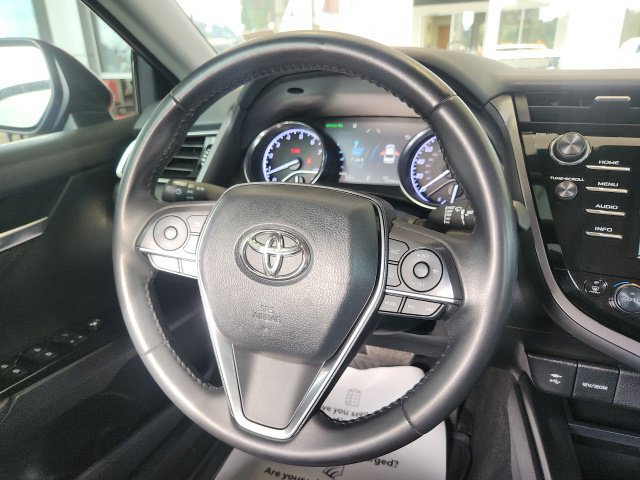 Certified 2018 Toyota Camry XLE FWD image 20