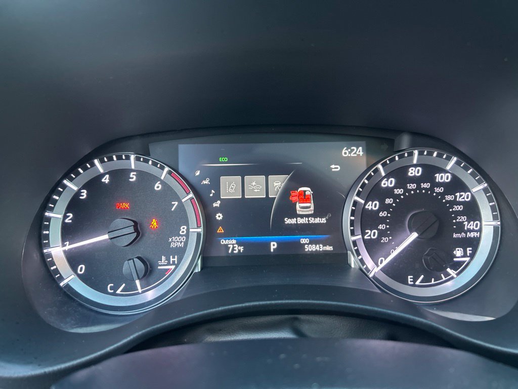 Used 2023 Toyota Highlander XLE AWD/4WD image 17