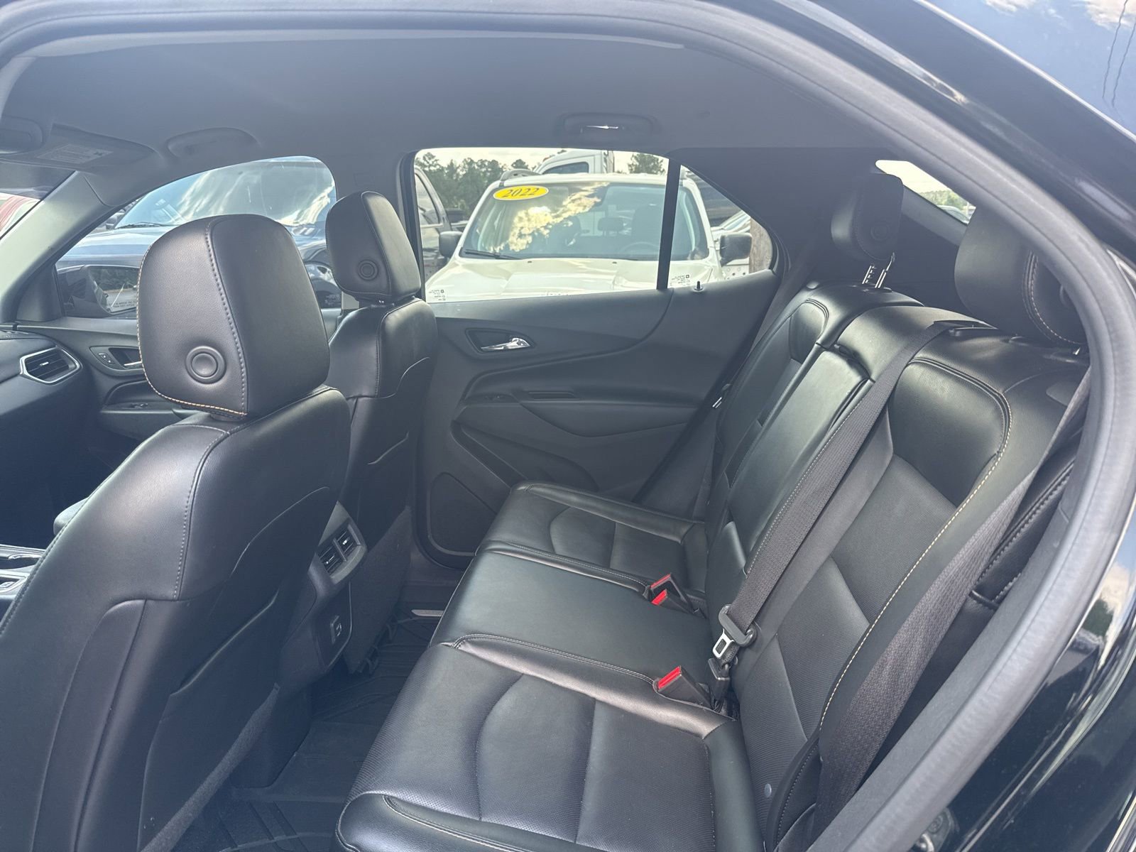 Used 2020 Chevrolet Equinox LT w/ Midnight Edition FWD image 11