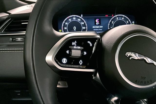 Certified 2025 Jaguar F-PACE R-Dynamic S AWD/4WD image 20