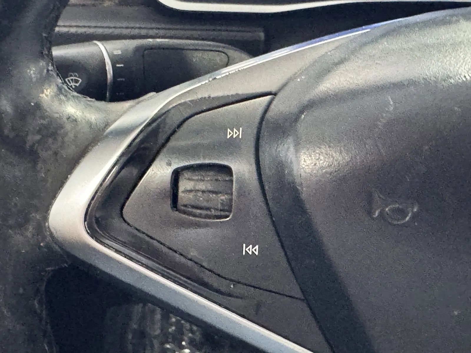 Used 2016 Tesla Model S 75 RWD image 19