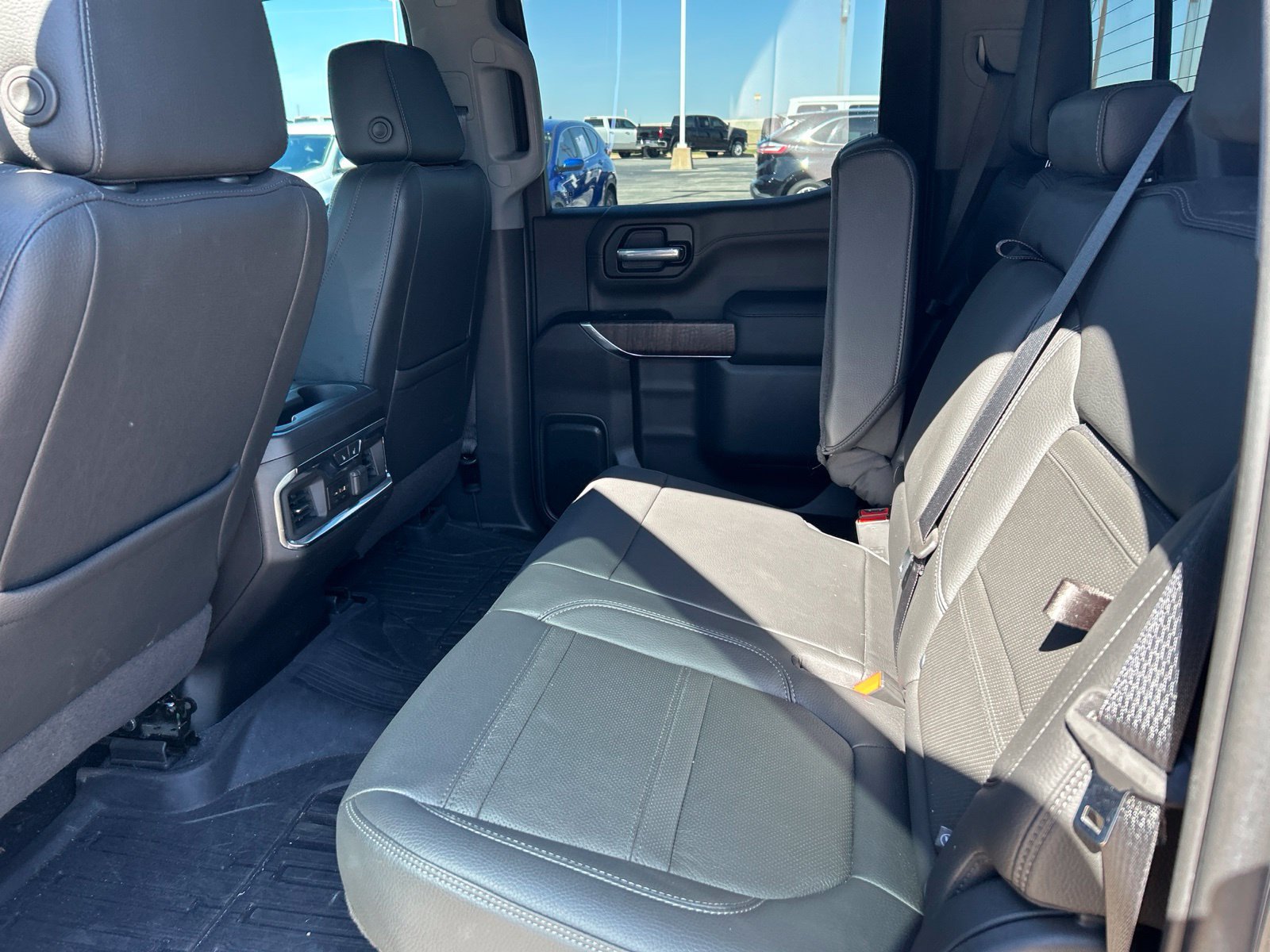 Used 2021 GMC Sierra 1500 Denali w/ Denali Ultimate Package AWD/4WD image 6
