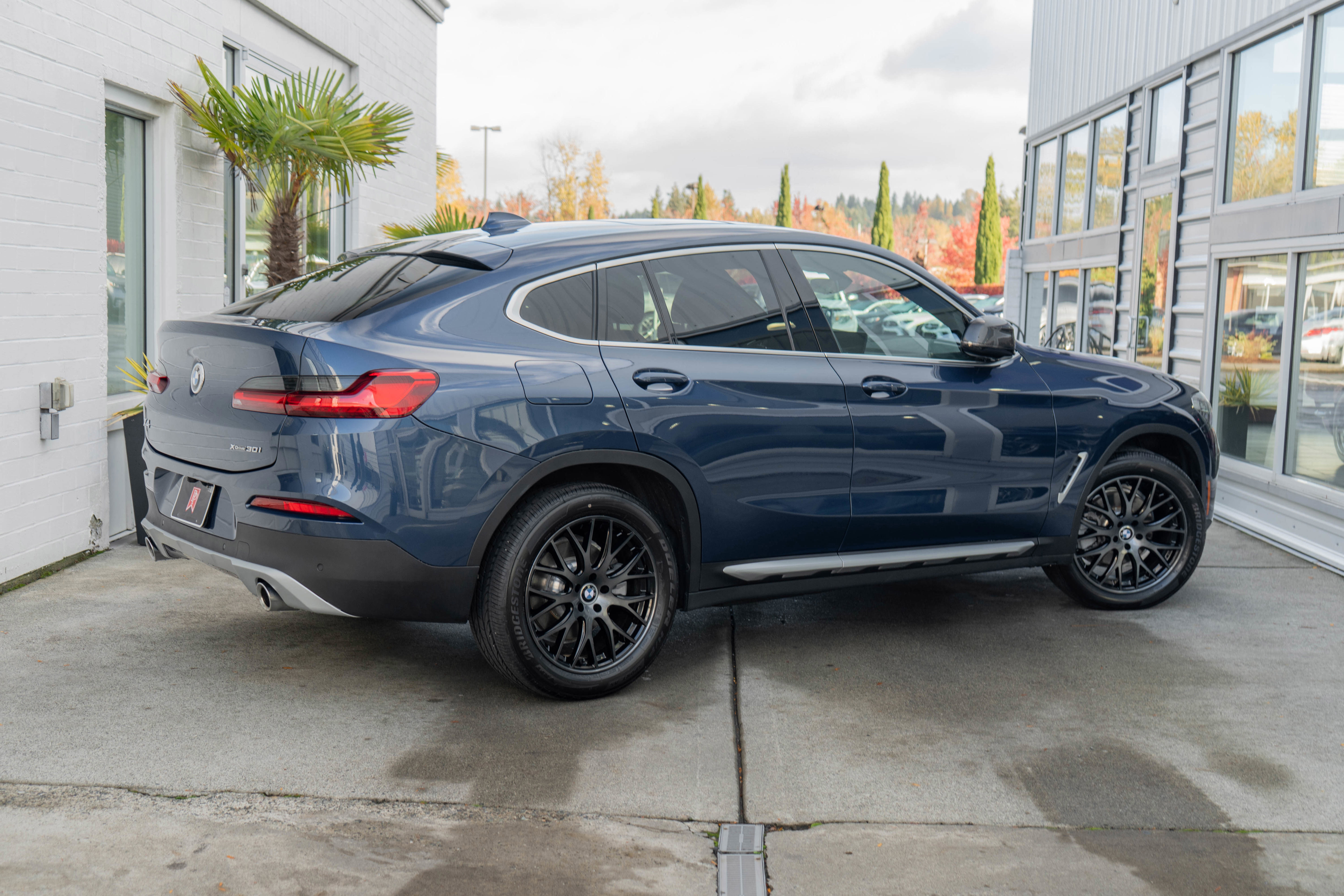 Used 2020 BMW X4 xDrive30i w/ Convenience Package image 7