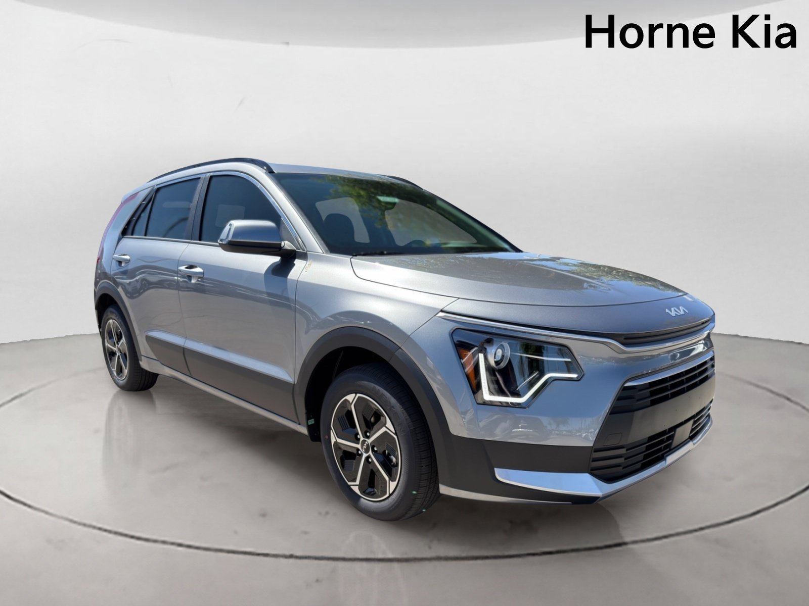 New 2026 Kia Niro EX FWD image 2
