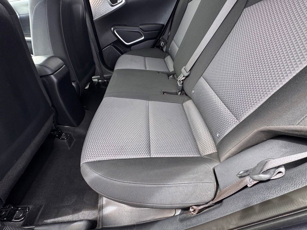 Used 2023 Kia Soul LX w/ Option Group 015 FWD image 30