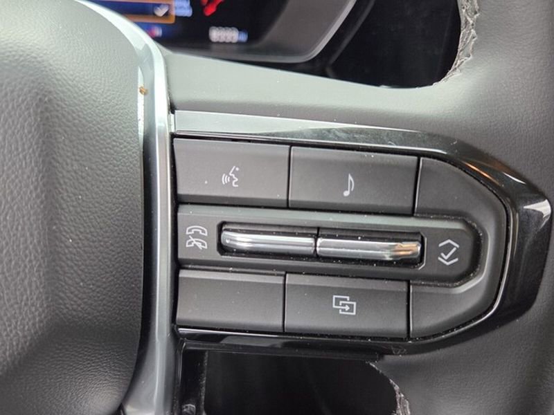 Used 2026 Chevrolet Colorado LT w/ Advanced Trailering Package image 24