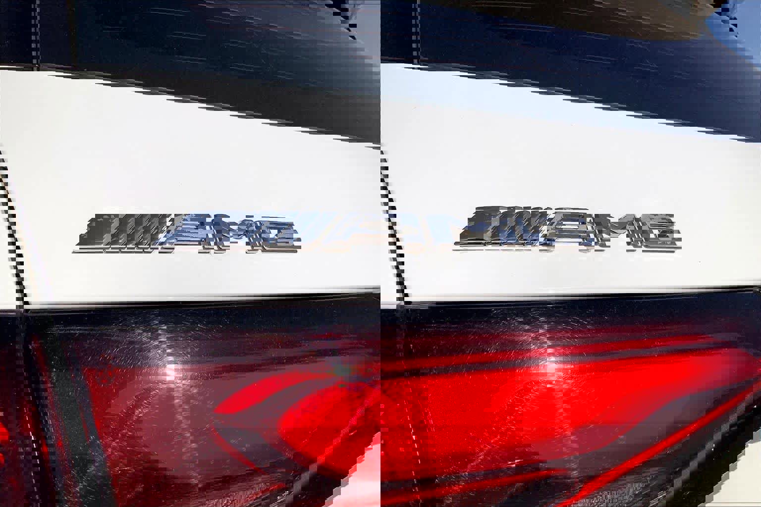 Used 2025 Mercedes-Benz GLC 43 AMG 4MATIC image 33