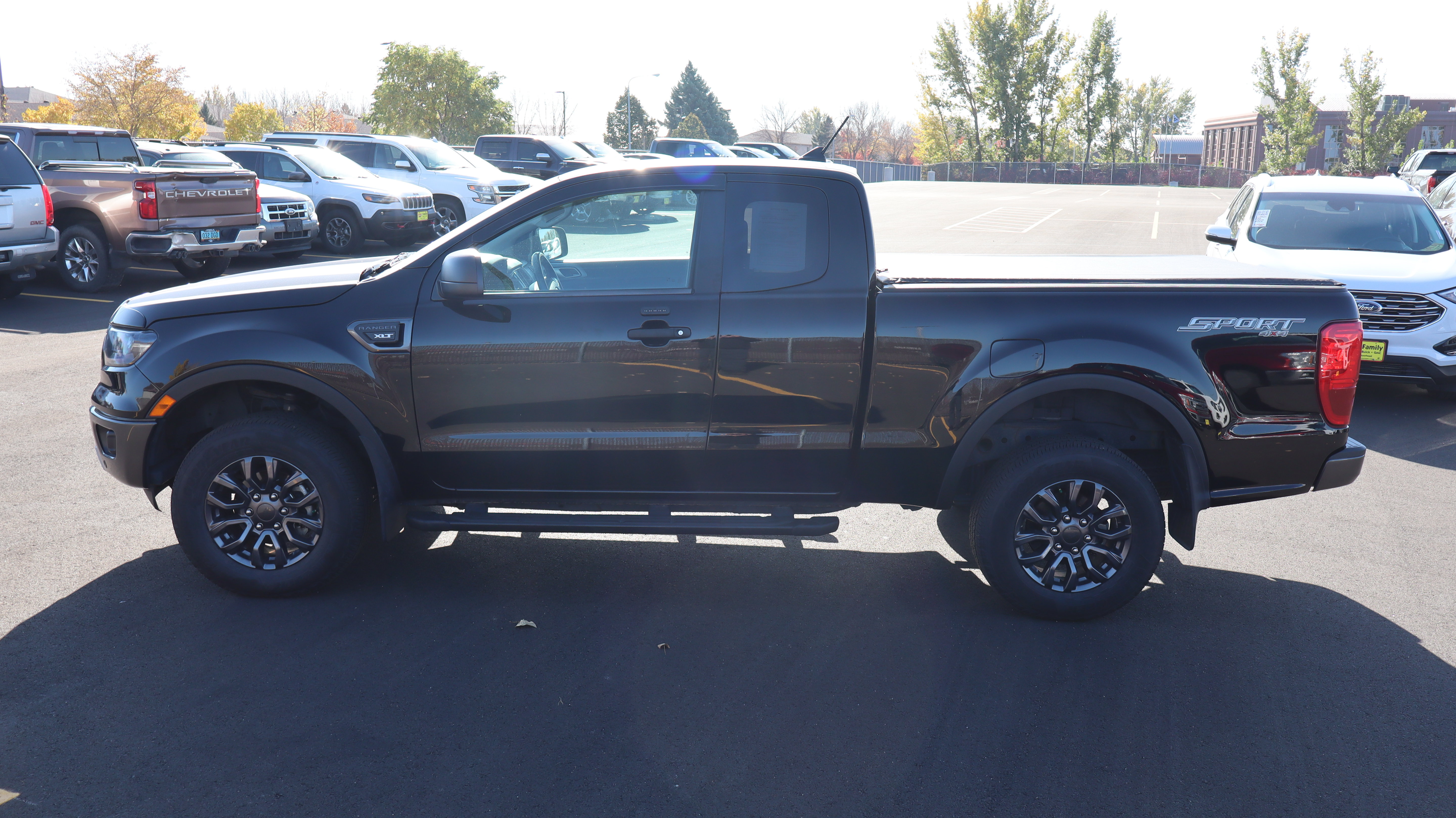 Used 2021 Ford Ranger XLT w/ Equipment Group 301A Mid AWD/4WD image 4