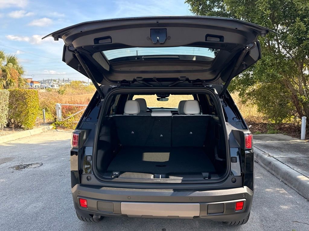 New 2026 Jeep Cherokee Overland image 38