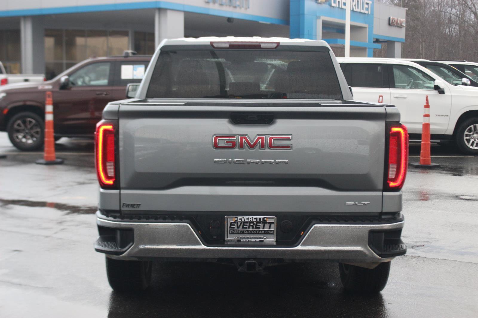 Used 2023 GMC Sierra 1500 SLT image 6