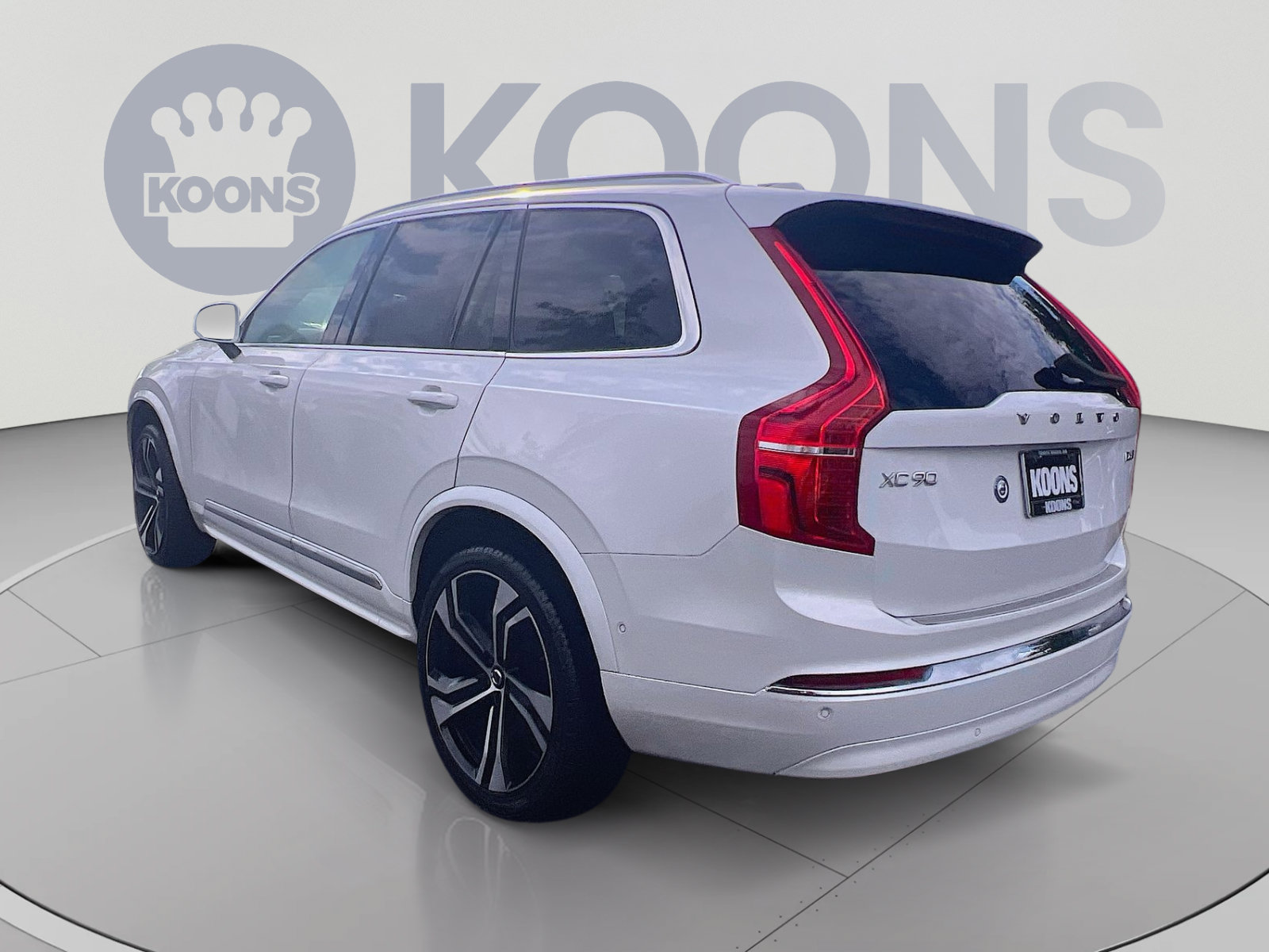 Used 2024 Volvo XC90 B6 Ultimate w/ Lounge Package AWD/4WD image 4