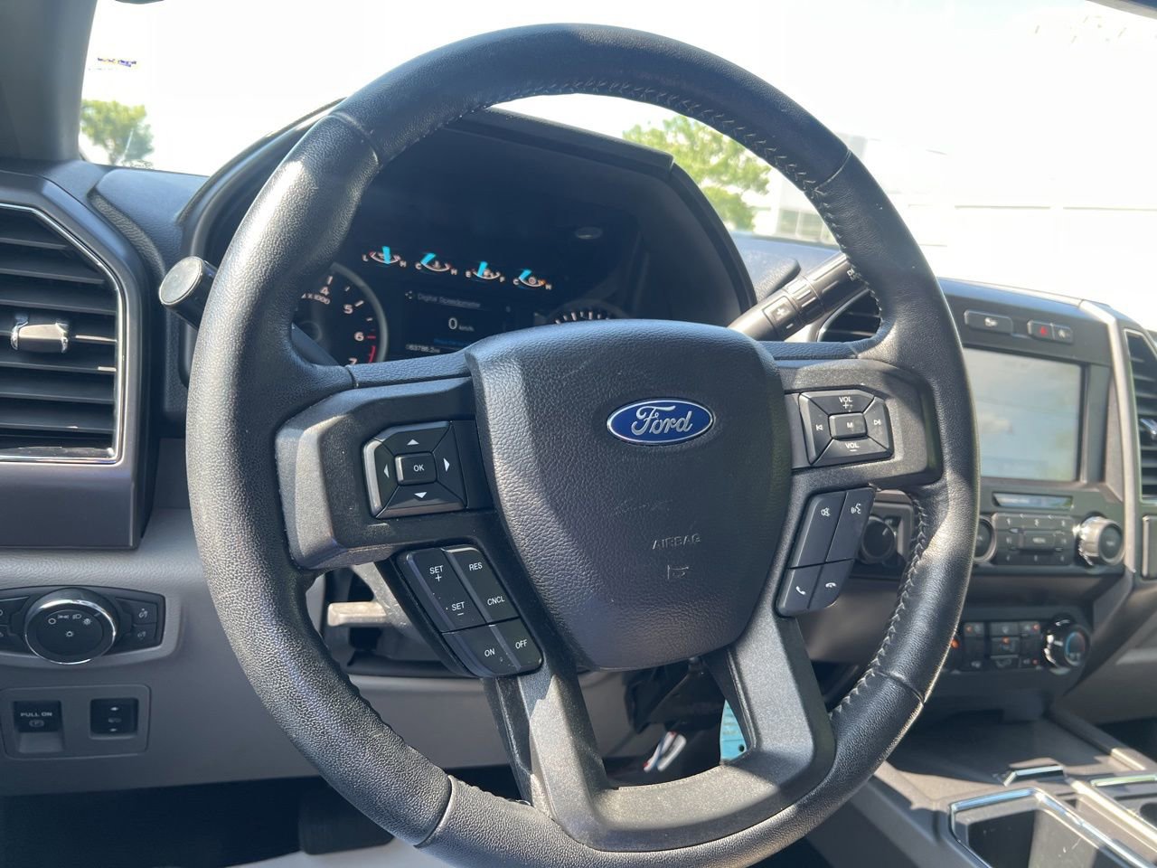 Used 2020 Ford F150 XLT w/ Equipment Group 302A Luxury RWD image 26
