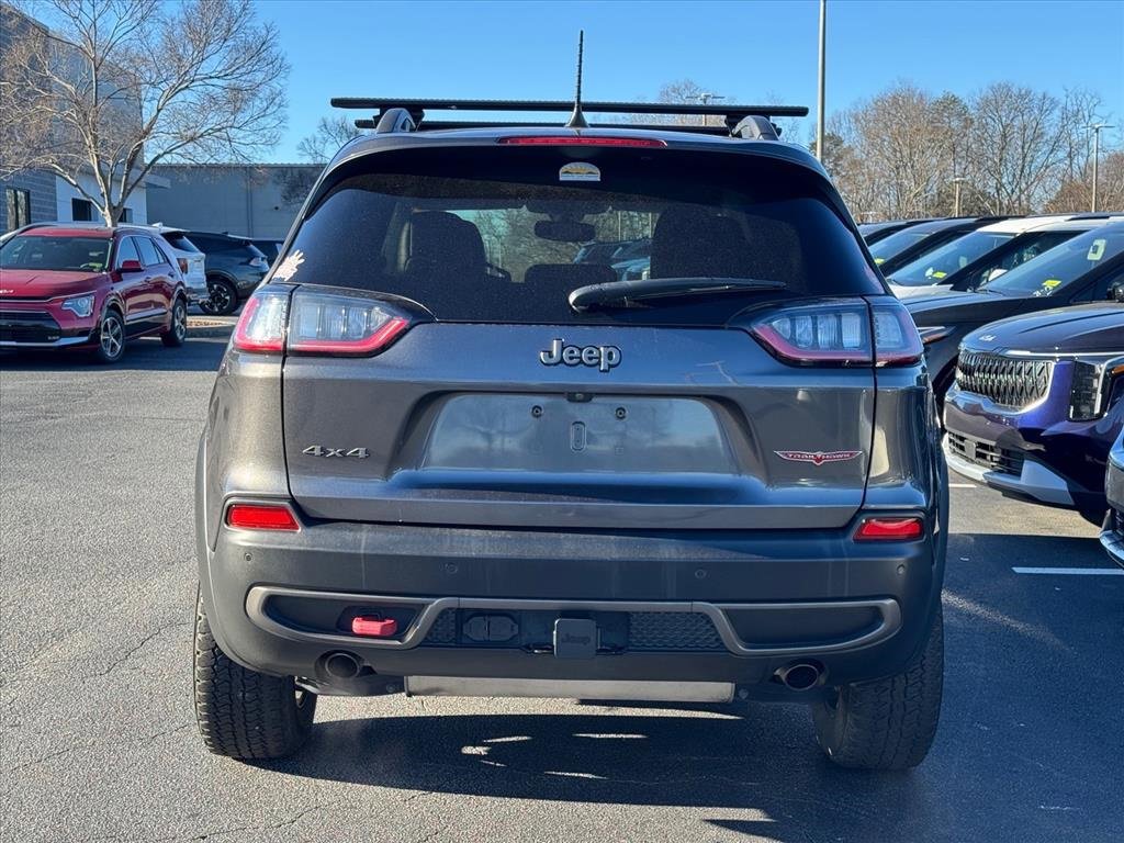 Used 2020 Jeep Cherokee Trailhawk image 4