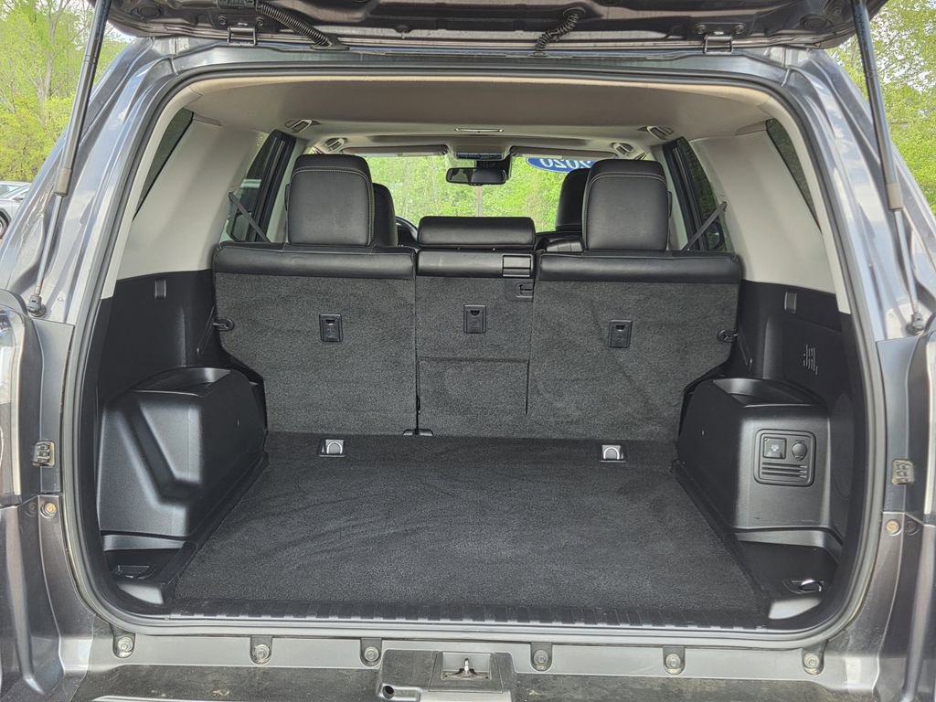 Used 2020 Toyota 4Runner Nightshade image 27