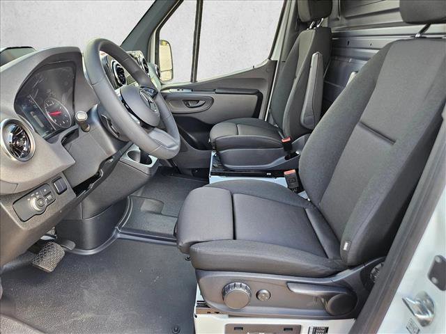 New 2026 Mercedes-Benz Sprinter 2500 image 14