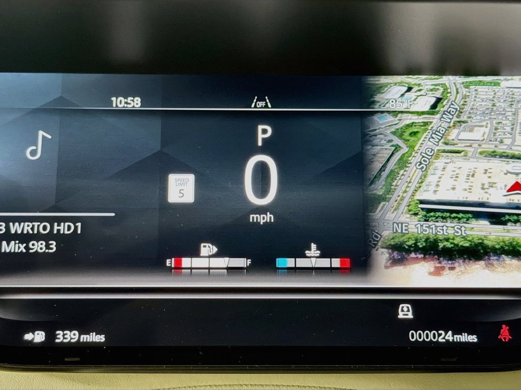 New 2027 Land Rover Range Rover Long Wheelbase SE AWD/4WD image 12