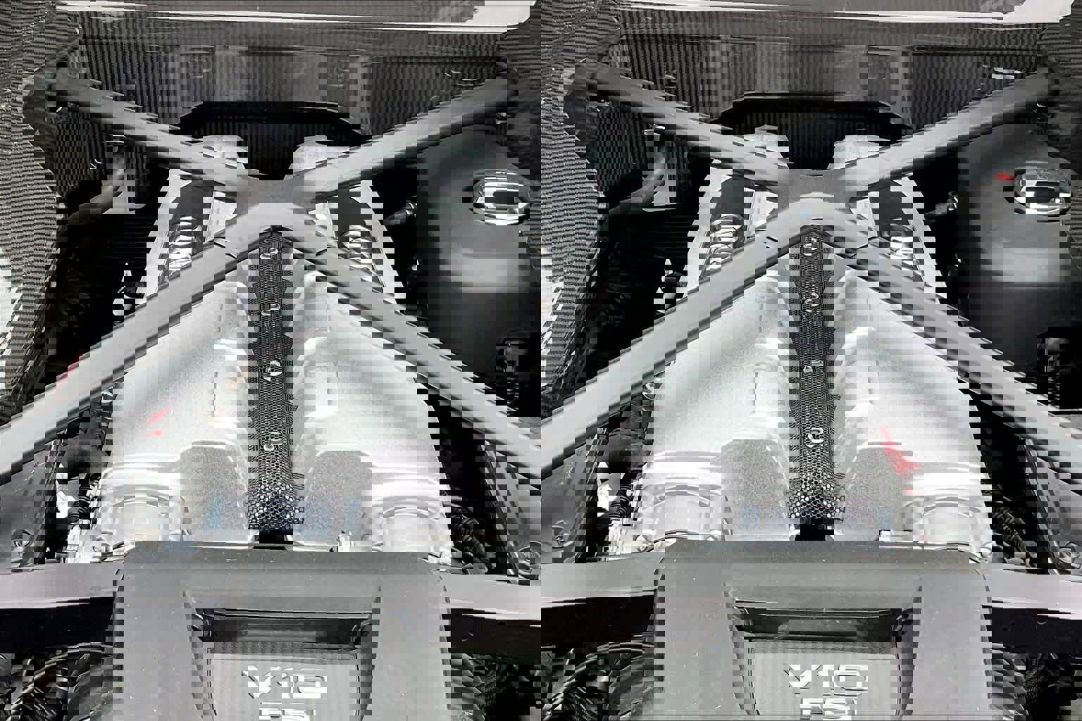 Used 2023 Audi R8 V10 performance w/ Dynamic Package image 32