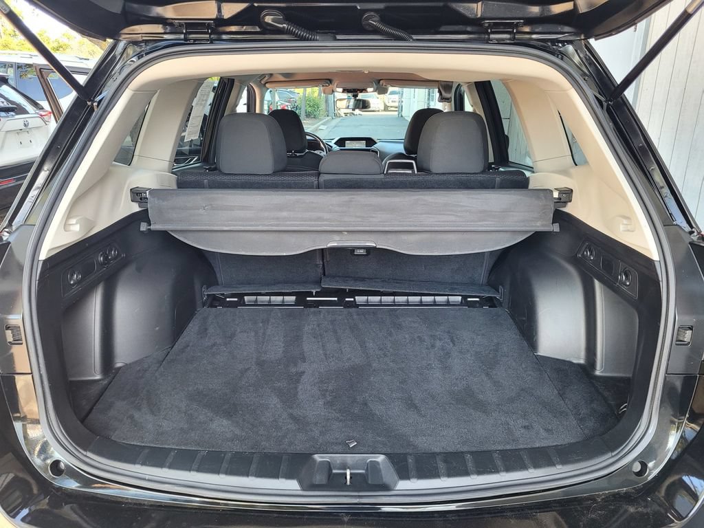 Used 2019 Subaru Forester Premium AWD/4WD image 25