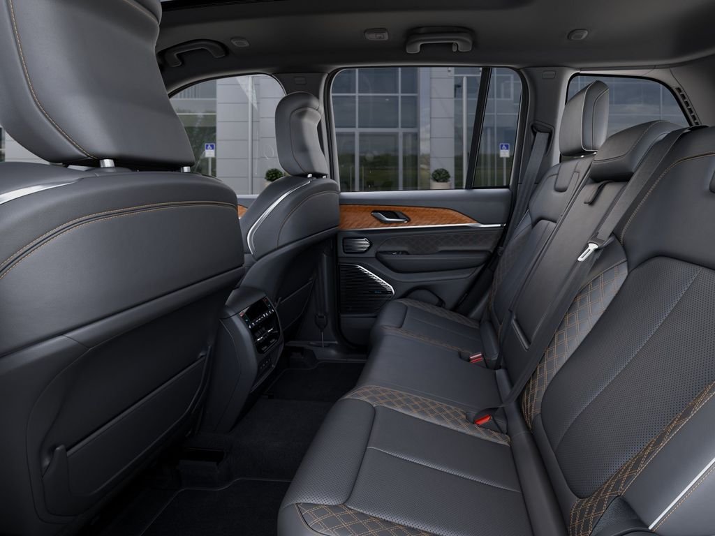 New 2026 Jeep Grand Cherokee Summit AWD/4WD image 23