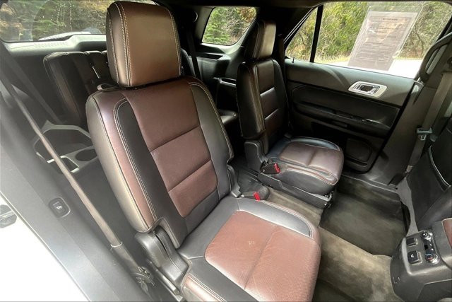 Used 2015 Ford Explorer Sport w/ Equipment Group 401A AWD/4WD image 25