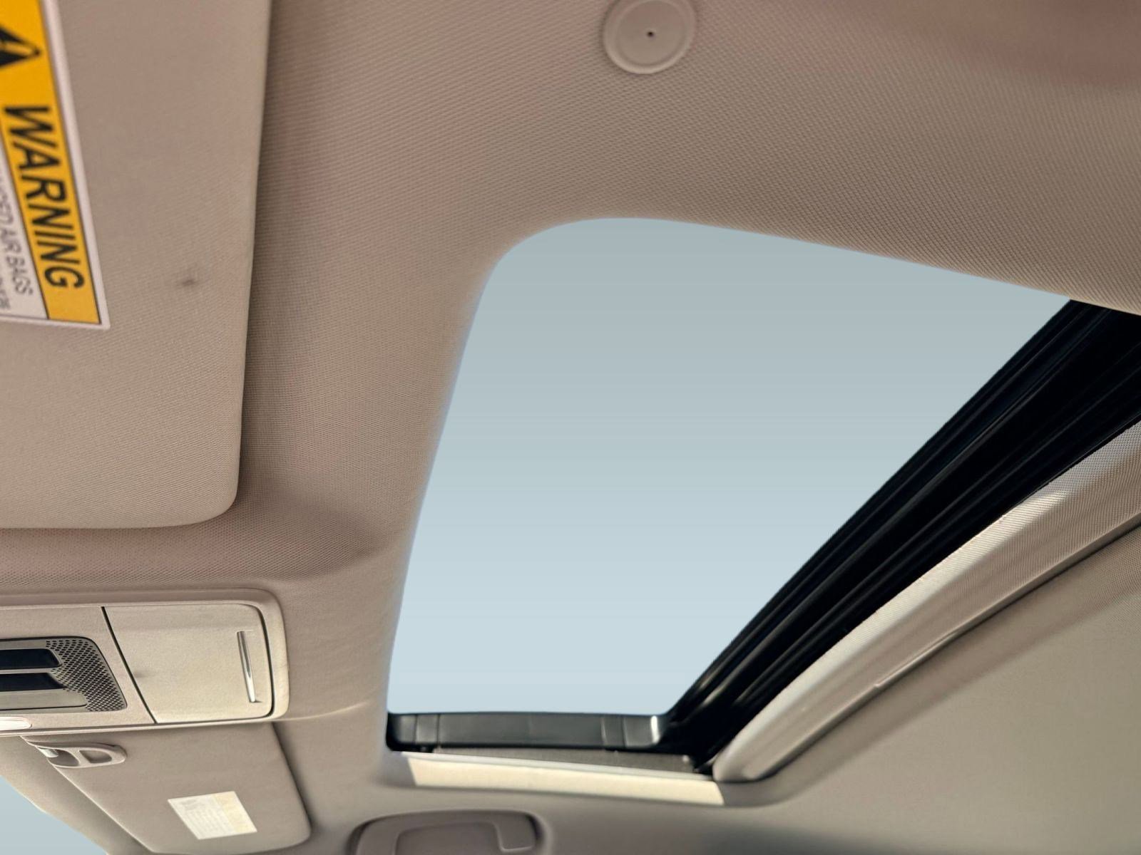 Used 2023 Honda Accord EX image 11